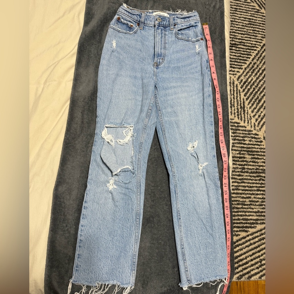 Abercrombie & Fitch Curve Love Ultra High Rise 90’s Straight Jean Size 25 Short